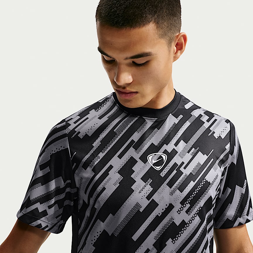 NIKE公式】パリ サンジェルマン (PSG) ストライク フォース メンズ